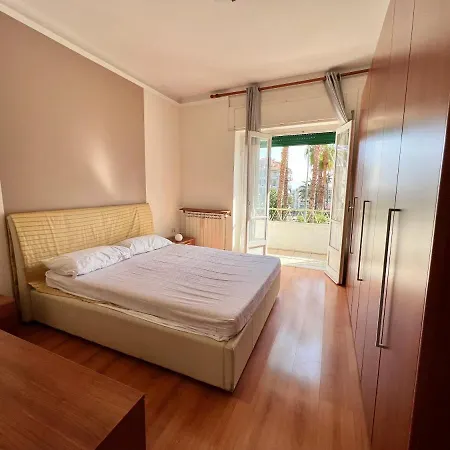 Wh - Trilocale Duca A Due Passi Dalla Stazione Dei Treni Apartamento *